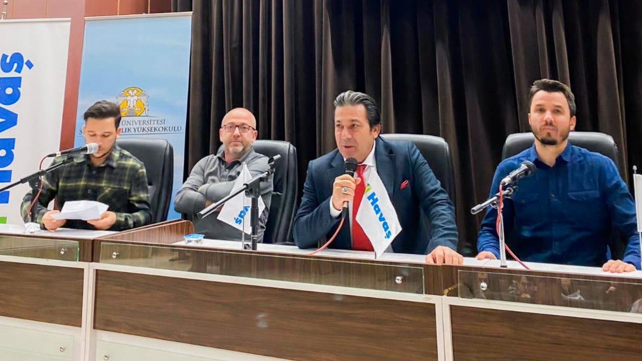 Selçuk Üniversitesinde Dünya Sivil Havacılık Günü kutlandı